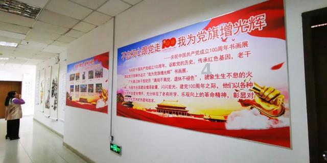 最美港姐，爆红后拒百万陪吃费，结婚16年守寡13年，如今还美如少女吗?游戏画面