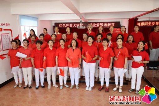 可爱的女生解救